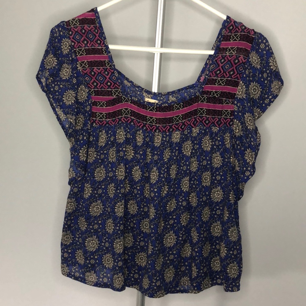 Hollister Boho Flowing Top in Size Xtra Small XS